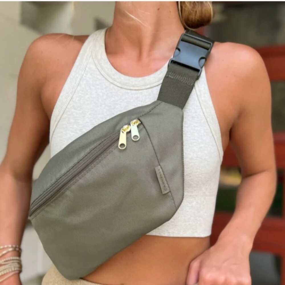 Canvelle Belt Bag in Olive